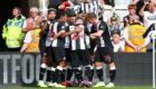 كورونا يمنع لاعبي نيوكاسل من المصافحة