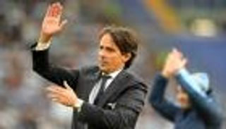 إنزاجي يستهدف تكرار إنجاز عام 2000 مع لاتسيو