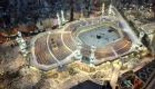 "الإمارات للإفتاء": تعليق السعودية لتأشيرات العمرة إجراء سيادي لدرء الضرر