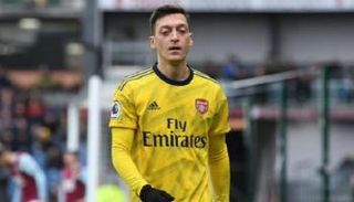 مسعود أوزيل - لاعب أرسنال