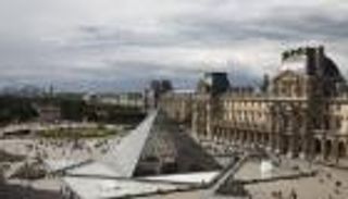 كورونا يحجب اللوفر الفرنسي عن محبيه.. و2300 عامل في "انتظار الفيروس"