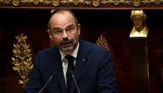 رئيس الوزراء الفرنسي أثناء مناقشة في الجمعية الوطنية في باريس-أ.ف.ب