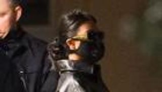 كورونا يثير رعب المشاهير.. والأقنعة قاسم مشترك