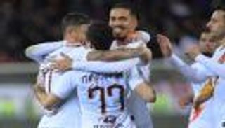 روما يحفظ موقعه في الدوري الإيطالي بفوز عسير