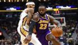 ليبرون جيمس يحقق 3 أرقام مزدوجة في "السلة الأمريكي"