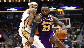 ليبرون جيمس 