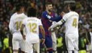 الكلاسيكو يعيد الحرب الكلامية بين راموس وبيكيه