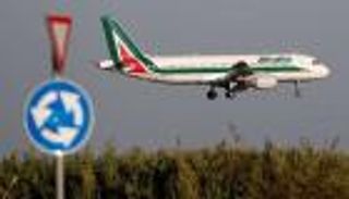 سلطنة عمان تعلق الرحلات الإيطالية تخوفا من كورونا