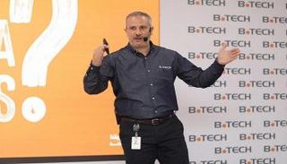 محمود خطاب رئيس شركة بي تك