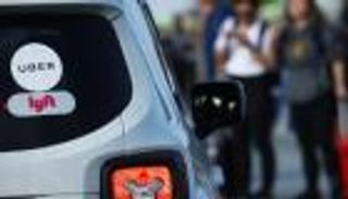 "أوبر" تحظر سفر سائقيها إلى 4 بلدان.. لهذا السبب