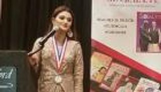 الناشطة الهندية آروشي نيشانك تحصل على جائزة المرأة العالمية