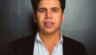 مطرب مهرجانات يهاجم إخوانيا هاربا: كاذب ومدلس