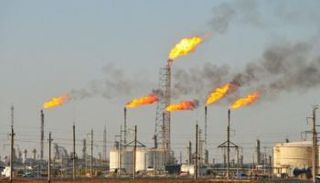 حقل إنتاج نفط في إيران- أرشيفية