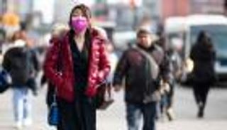 مكياج الكمامة.. كورونا لن يحرم النساء من الجمال