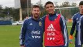 برشلونة يقترب من تكرار تجربة ميسي