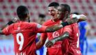 النصر يعطل شباب الأهلي في الدوري الإماراتي