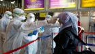 إيران تسجل 17 وفاة جديدة بكورونا.. والإجمالي 124