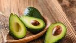لقلب صحي.. تناول ثمرة أفوكادو يوميا