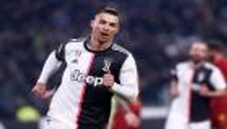 مدرجات الديربي الخالية شاهدة على ألفية رونالدو