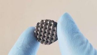 شكل مستشعر الجرافين المطاطي