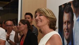 البرلمانية الفرنسية إليزابيث توتي بيكار