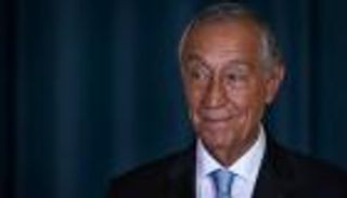 رئيس البرتغال يعزل نفسه بسبب كورونا