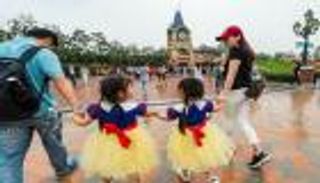 مع تراجع كورونا في الصين.. "شنغهاي ديزني لاند" تفتح أبوابها تدريجيا