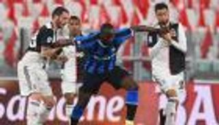 بعد تهديد "كورونا".. كم مرة توقف الدوري الإيطالي؟