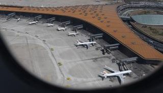 طائرات تابعة للخطوط الجوية الصينية في مطار بكين