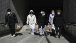 العراق يمنع التجمعات مع تسجيل 6 إصابات بكورونا