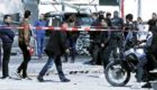 تونس.. تكفير في البرلمان وإرهاب في الشوارع