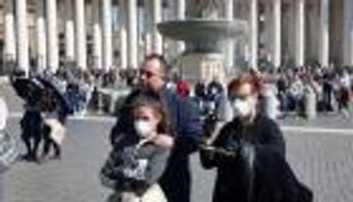 الفاتيكان يغلق كاتدرائية وساحة القديس بطرس بسبب كورونا