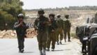 إسرائيل تغلق معبرا حدوديا بين الضفة الغربية والأردن