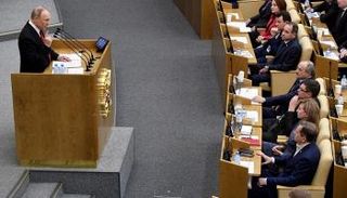 الرئيس الروسي فلاديمير بوتين في البرلمان - أرشيفية