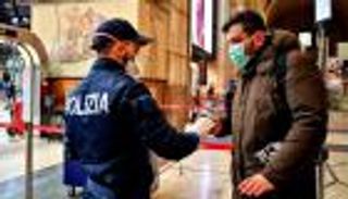 من الغرامة إلى السجن.. عقوبة انتهاك الحجر الصحي بإيطاليا