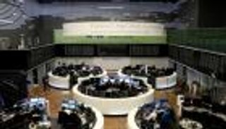 كورونا يهوي بأسهم أوروبا لأدنى مستوى في 14 شهرا