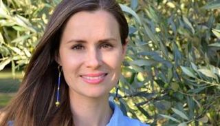 الباحثة البريطانية الأسترالية كايلي مور جيلبرت