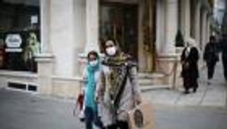 إحصائية: كورونا يصيب 15 شخصا في الساعة داخل إيران