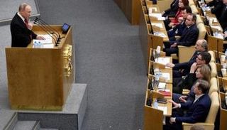 الرئيس الروسي فلاديمير بوتين في البرلمان- أرشيفية