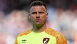 بورنموث آخر ضحايا كورونا بالبريمييرليج