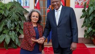 رئيسا كينيا وإثيوبيا خلال لقائهما في نيروبي