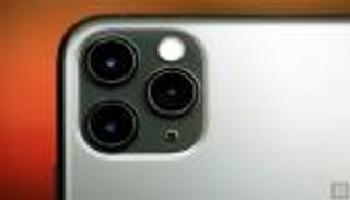 بكاميرا ثلاثية الأبعاد.. أبل تزود هاتف آيفون القادم بأحدث نظام تصوير