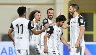 عموري قاد الجزيرة للفوز