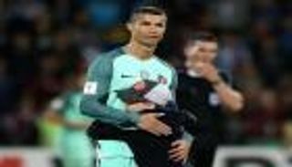 5 مواقف إنسانية لرونالدو بعد "فنادق كورونا"