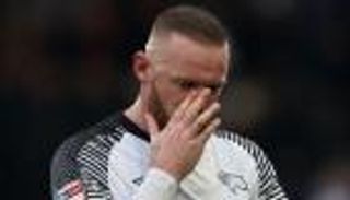 "نعامل كفئران تجارب".. روني يهاجم مسؤولي الكرة الإنجليزية