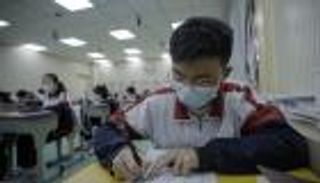 الحياة تدب في مدارس الصين.. نحو الانتصار على كورونا