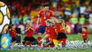 الرعب يسيطر على مدافع إسبانيا السابق بسبب كورونا