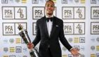 اتجاه لإلغاء جوائز رابطة المحترفين الإنجليزية بسبب كورونا