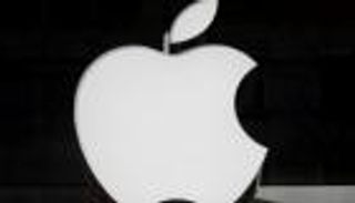 فرنسا تواجه احتكار أبل بغرامة قاسية