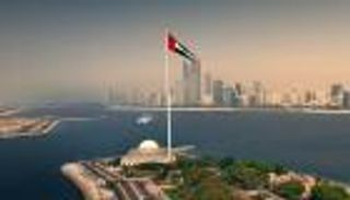 خبراء: مبادرات أبوظبي التحفيزية تعزز القطاعات الحيوية باقتصاد الإمارات